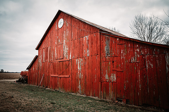 red barn